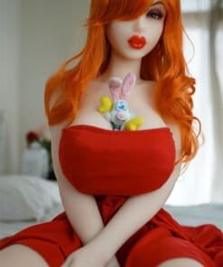 Huge-tits-Piper-doll-4