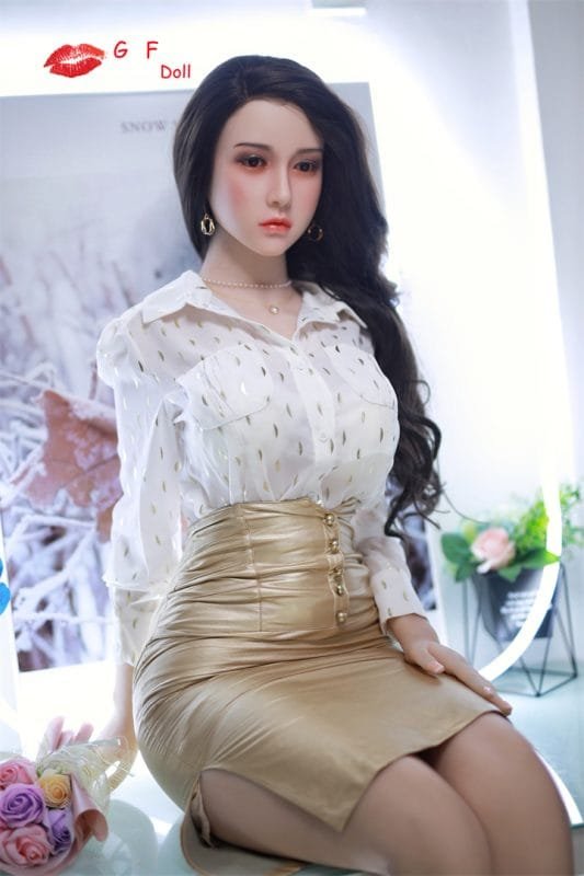 Lifelike-Girll-Sex-Doll-8